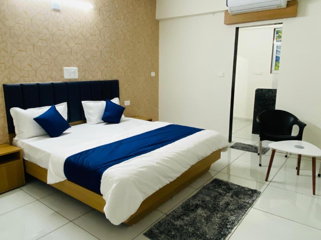 Hotel Balaji Villa Vadodara Esterno foto
