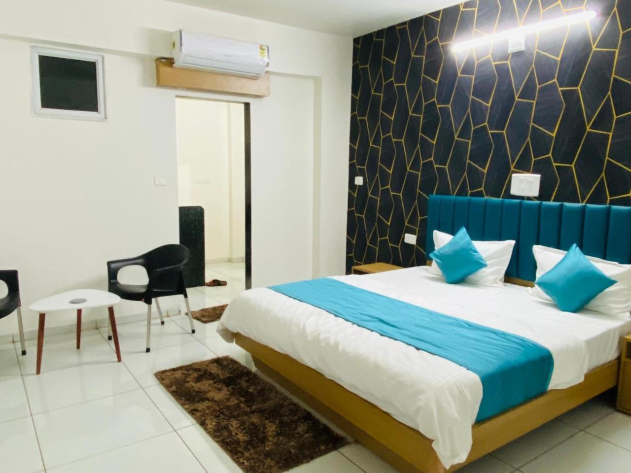 Hotel Balaji Villa Vadodara Esterno foto
