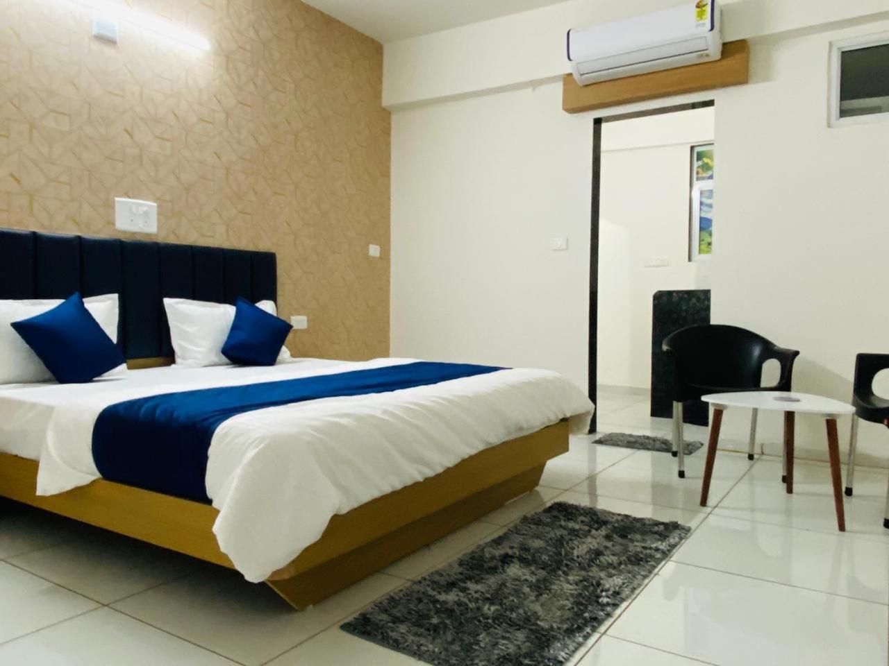Hotel Balaji Villa Vadodara Esterno foto