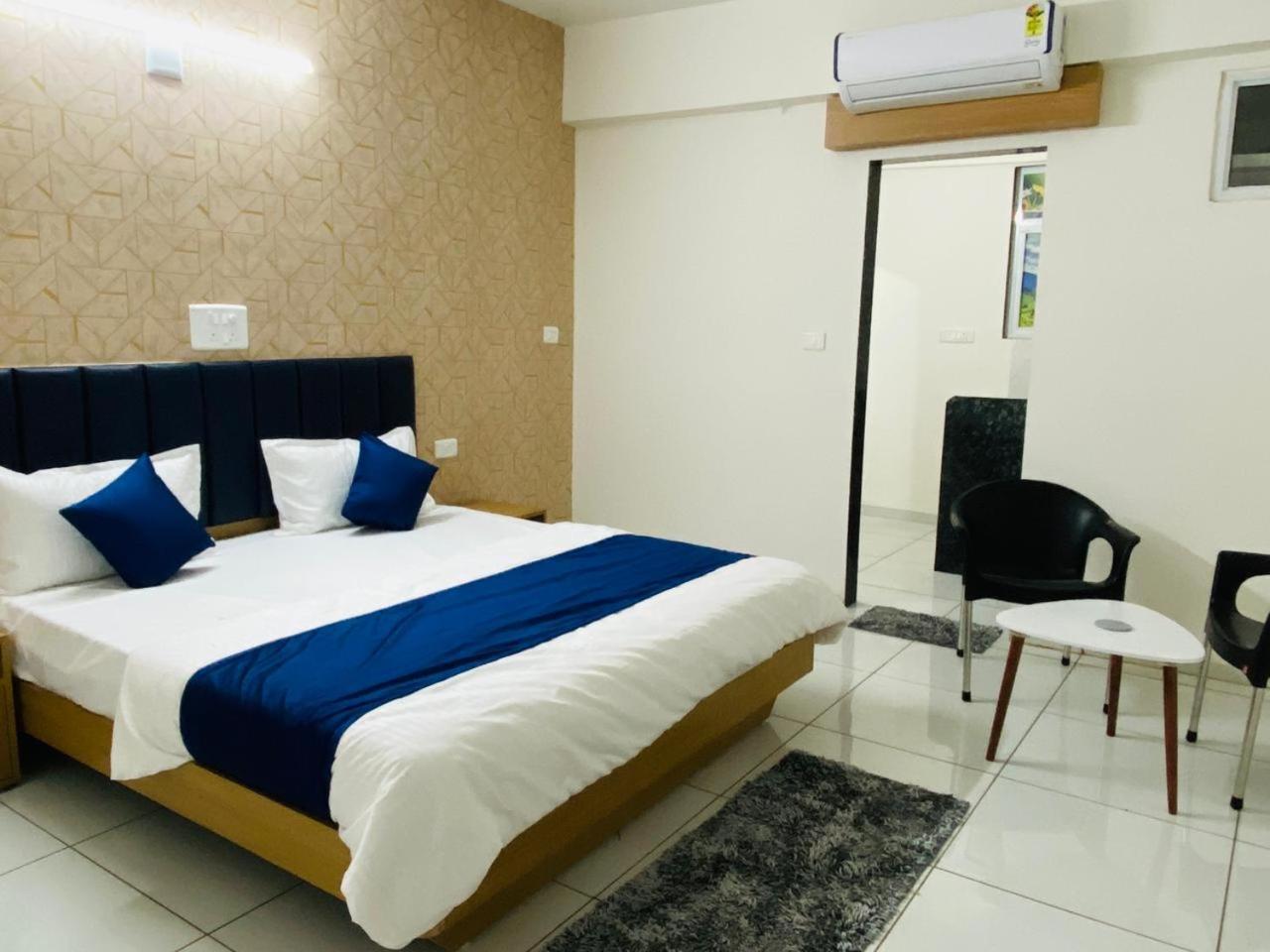 Hotel Balaji Villa Vadodara Esterno foto